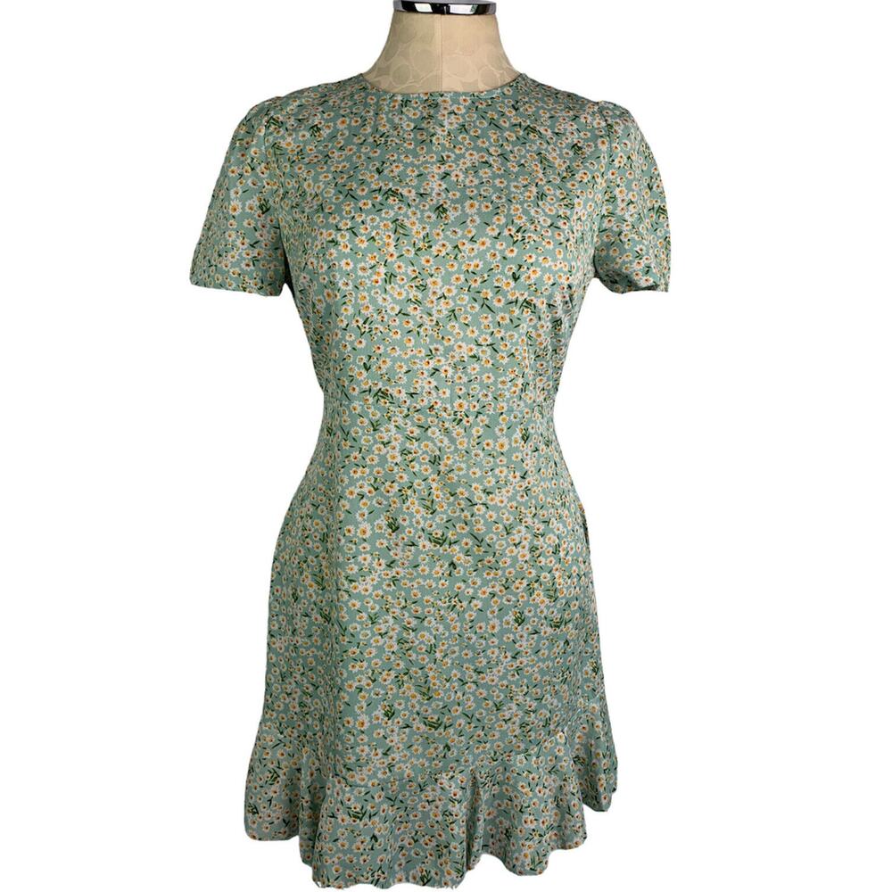 Medium Shein Junior Women's Green Daisy Print Short Sleeve Dress